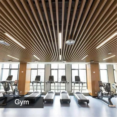 Trần kim loại nhôm thiết kế vân gỗ Trần vách ngăn hộp đùn