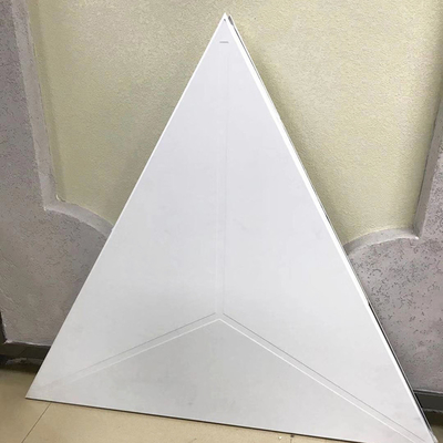 Kẹp hình tam giác cách âm thời trang ở trần nhà có hình dạng hoàn hảo Độ dày 1,1mm