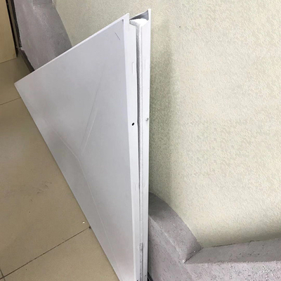 Kẹp hình tam giác 1000x1000x1000mm trên trần cho ga tàu điện ngầm