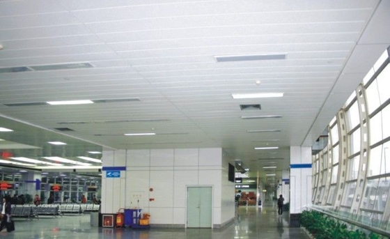 Trần kim loại nhôm dải 300x3000x16mm C Độ dày 0,4mm