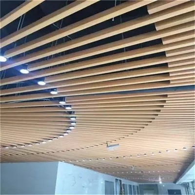 Trung tâm mua sắm Trần nhôm chữ U Độ dày 0,5mm Dễ dàng tháo rời