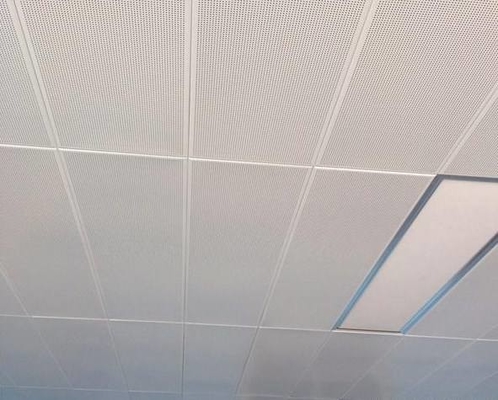 Clip 300x1200mm trong trần kim loại nhôm cho trung tâm hội nghị