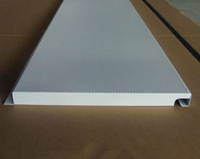 Móc 1500 * 4000mm trên trần kim loại nhôm veneer cho ga tàu điện ngầm