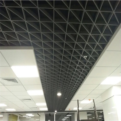 Trần ô mở hình tam giác 100 * 100 * 100mm Lưới trần nhôm dày 0,5mm
