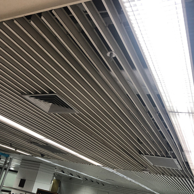 Trần màn hình nhôm B chống cháy 200x3000mm để trang trí tường ngoại thất