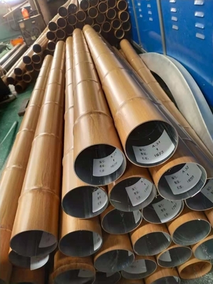 Trần vách ngăn hình ống bằng nhôm 120x3000mm cho ga tàu điện ngầm